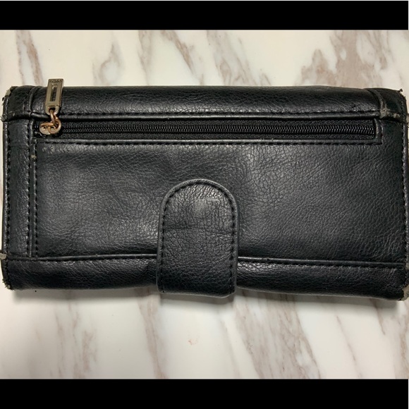 Guess Black Wallet - Picture 2 of 7